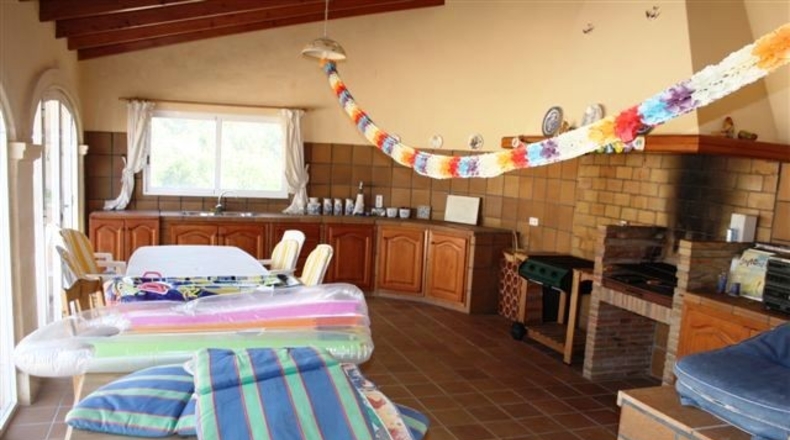 Alicante - Alfaz del Pi - 16000m2