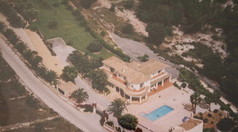 Alicante - Alfaz del Pi - 16000m2