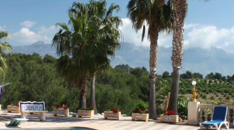 Alicante - Alfaz del Pi - 16000m2