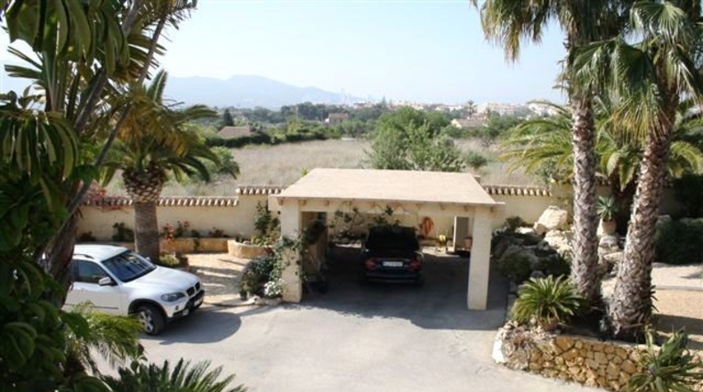 Alicante - Alfaz del Pi - 16000m2