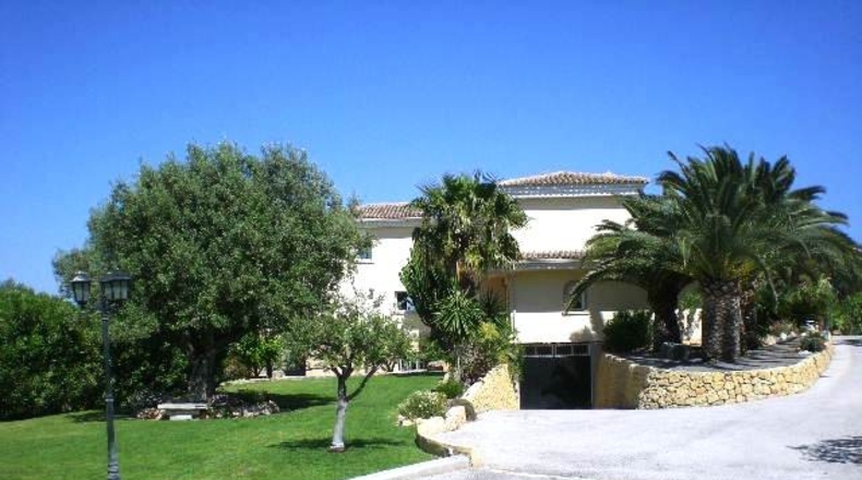 Alicante - Alfaz del Pi - 16000m2