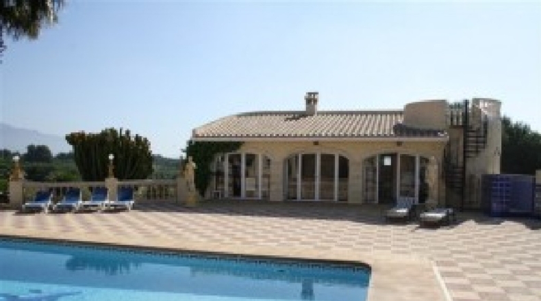 Alicante - Alfaz del Pi - 16000m2