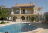 Vil·la amb terreny en venda a la Nucia ref.: TR31272 foto