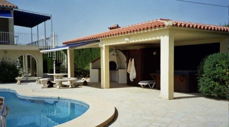 Alicante - La Nucía - 350m2