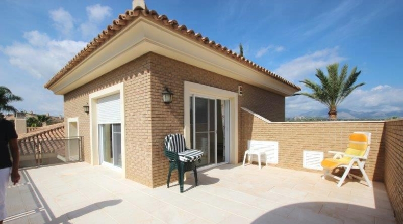 Alicante - Alfaz del Pi - 1370m2