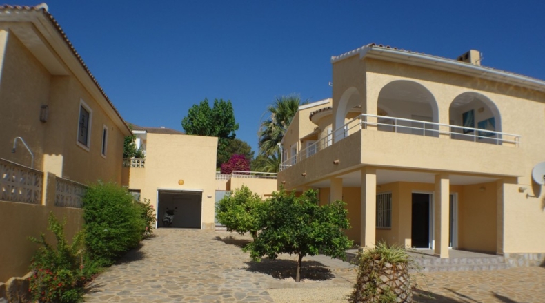 Alicante - La Nucía - 660m2