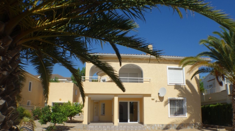 Alicante - La Nucía - 660m2