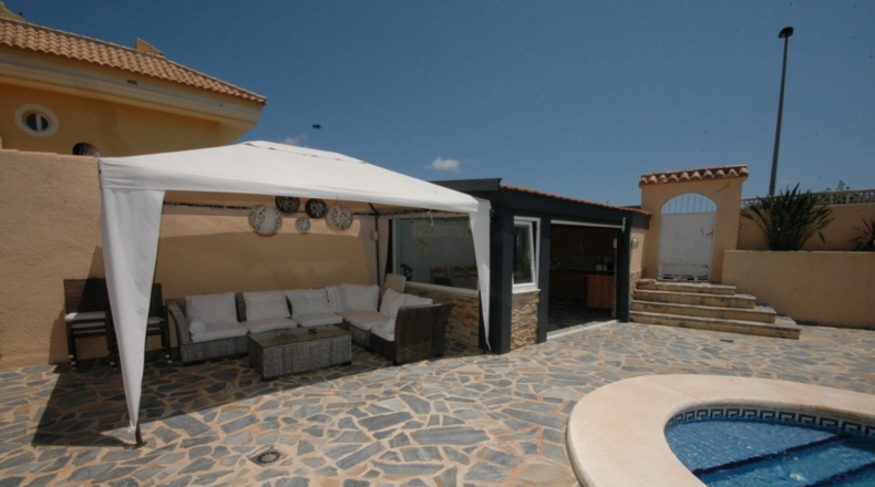 Alicante - Alfaz del Pi - 1742m2