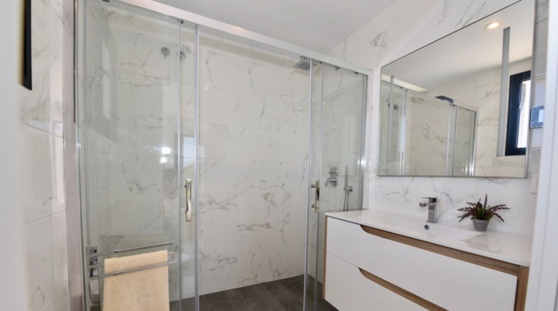 Alicante - La Nucía - 230m2