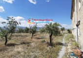 Загородный дом с участком на продажу в городе Lúcar. Фото