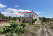 Загородный дом с участком на продажу в городе Lúcar. Фото