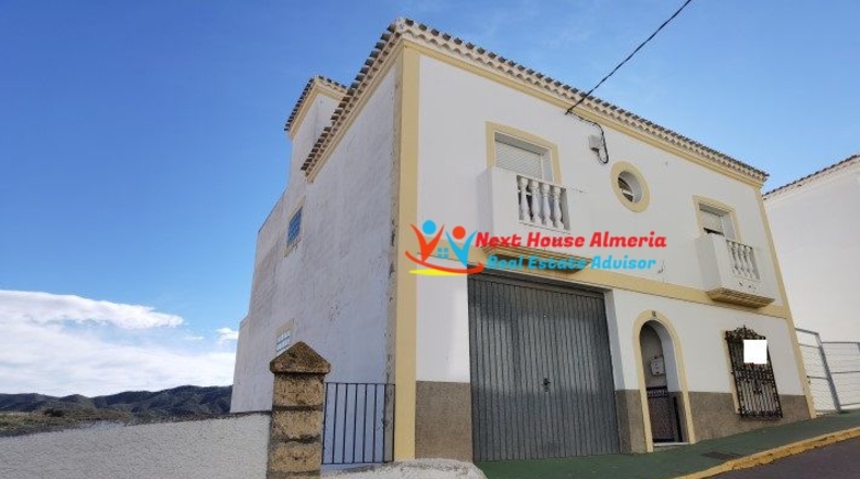 Almería - Lubrín - 580m2