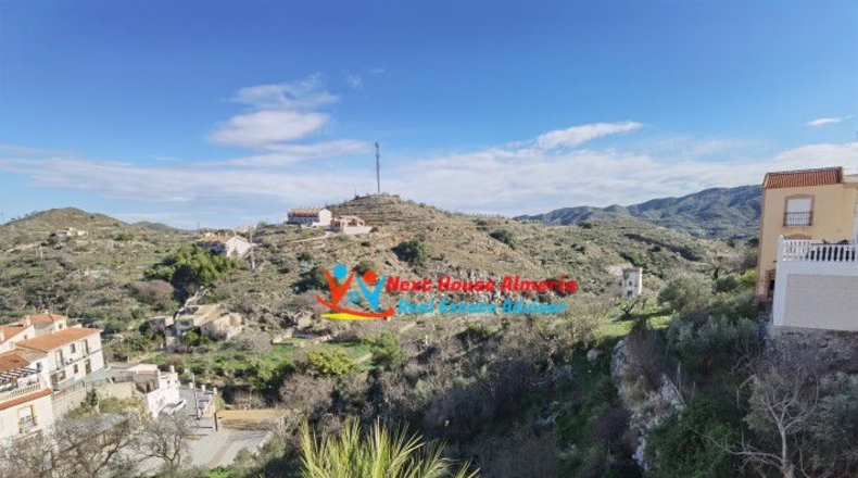 Almería - Lubrín - 580m2