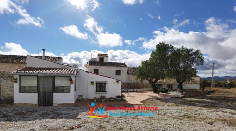 Almería - Chirivel - 1200m2