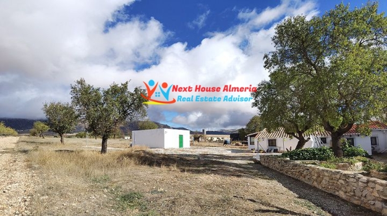 Almería - Chirivel - 1200m2