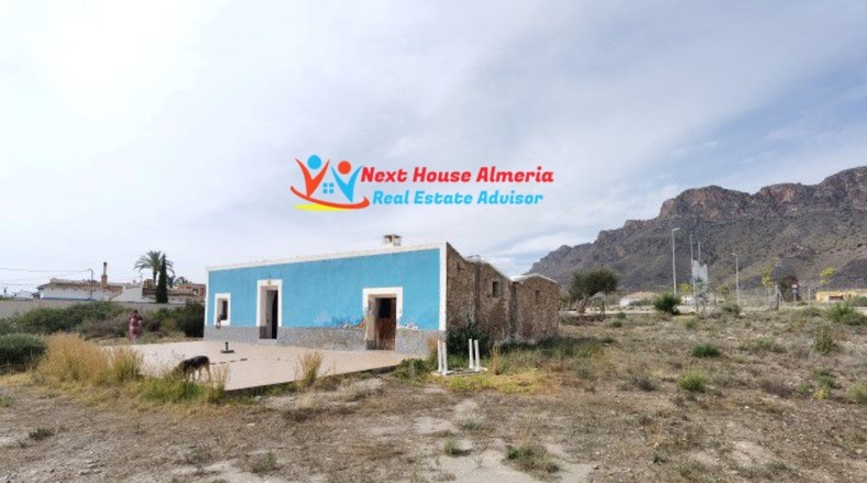 Almería - Pilar de Jaravía - 3171m2