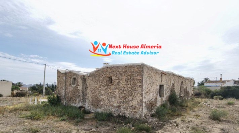 Almería - Pilar de Jaravía - 3171m2