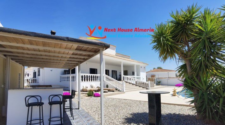 Almería - Albox - 2443m2