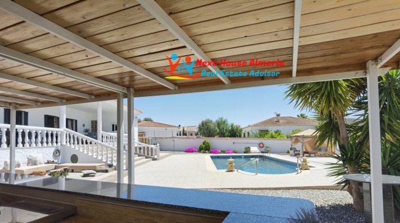 Almería - Albox - 2443m2