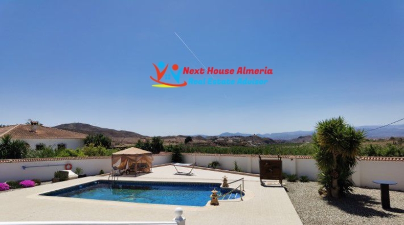 Almería - Albox - 2443m2