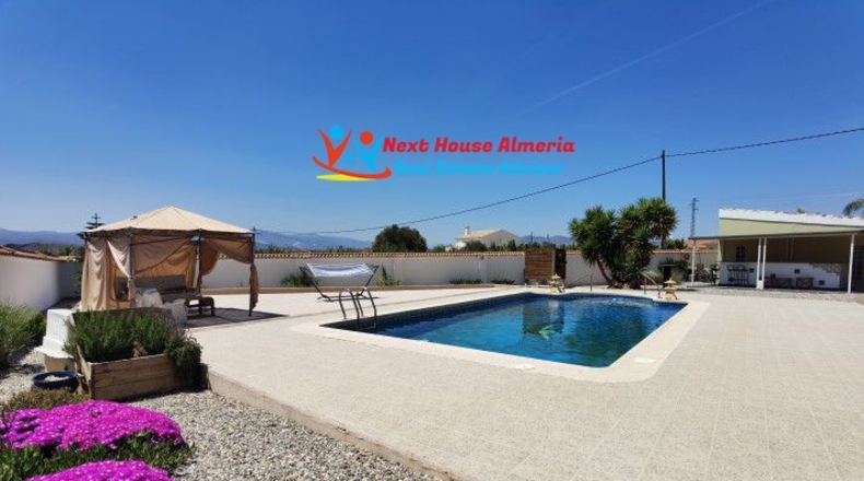 Almería - Albox - 2443m2