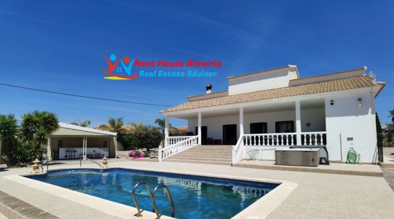 Almería - Albox - 2443m2