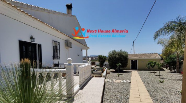 Almería - Albox - 2443m2