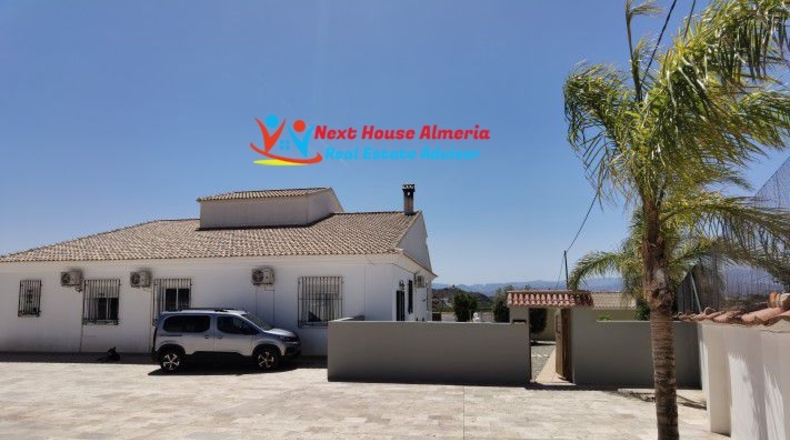 Almería - Albox - 2443m2