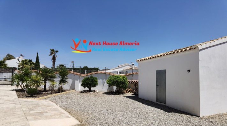 Almería - Albox - 2443m2