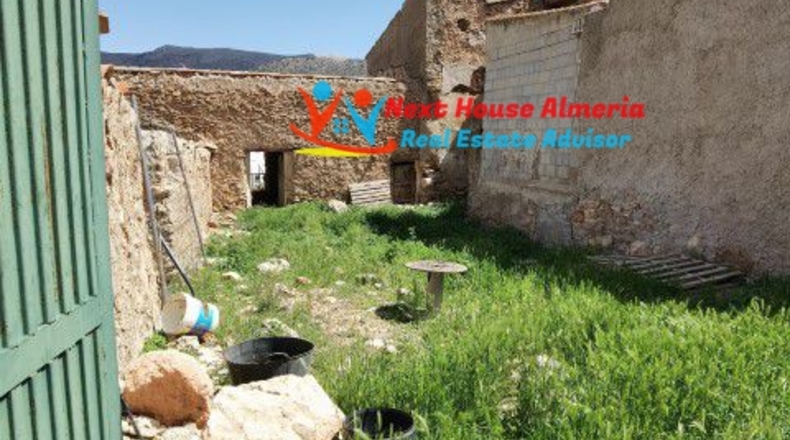 Almería - Chirivel - 720m2