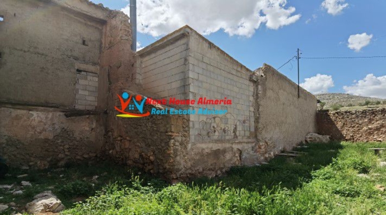 Almería - Chirivel - 720m2