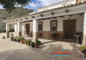 Casa de camp amb terreny en venda a Albox ref.: TR93666 foto