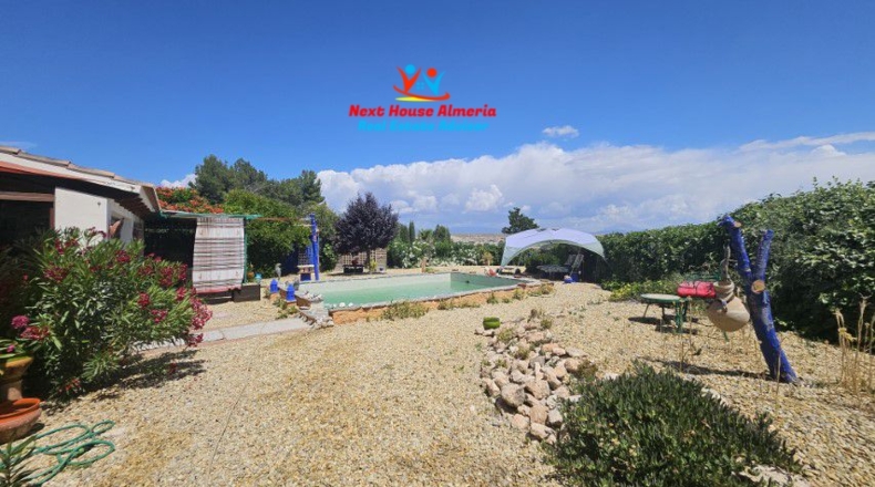 Granada - El Margen - 2147m2