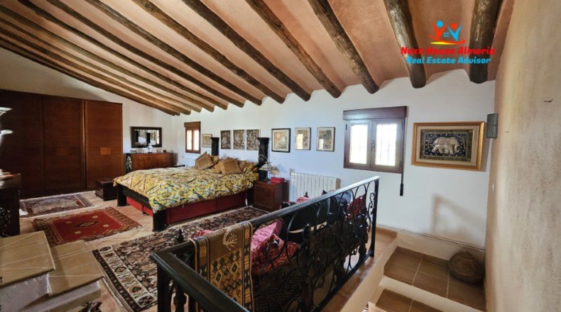 Granada - El Margen - 2147m2