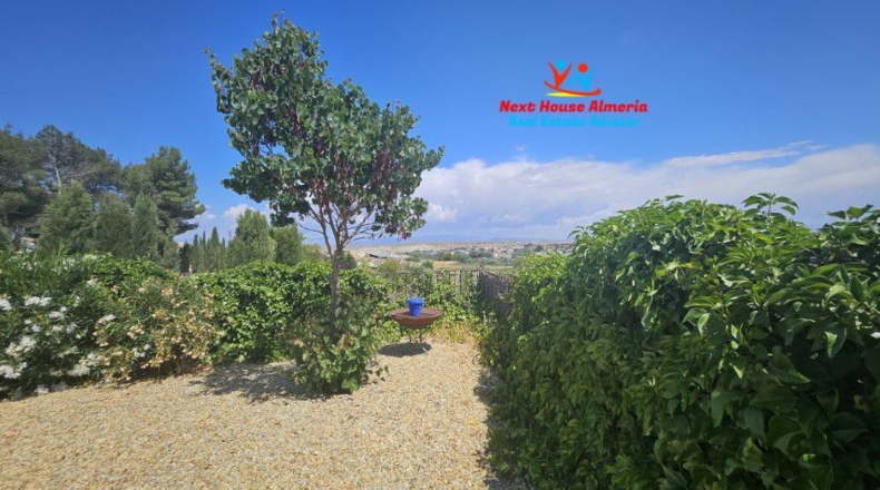 Granada - El Margen - 2147m2
