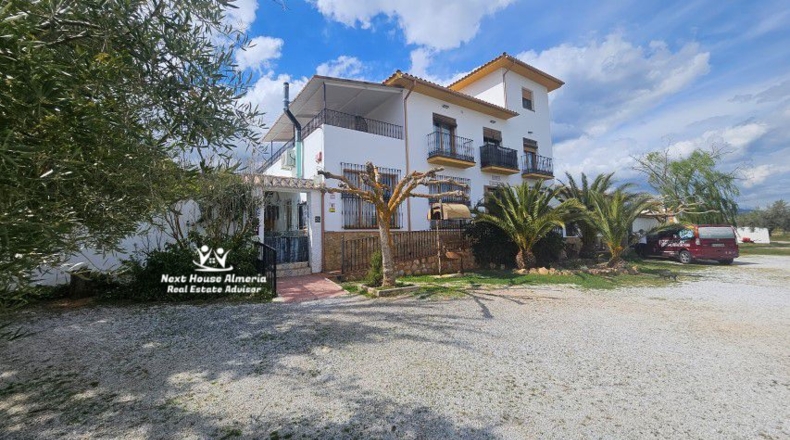 Jaén - Pozo Alcón - 7980m2