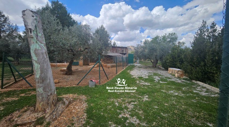 Jaén - Pozo Alcón - 7980m2