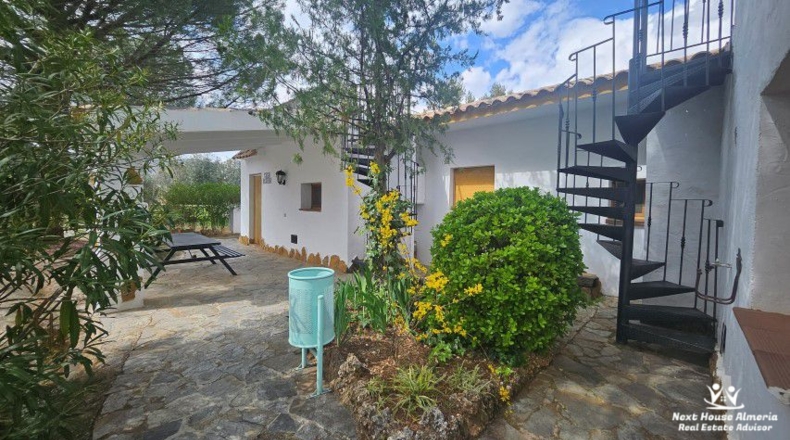 Jaén - Pozo Alcón - 7980m2