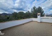Casa de camp amb terreny en venda a Pozo Alcón ref.: TR254300 foto