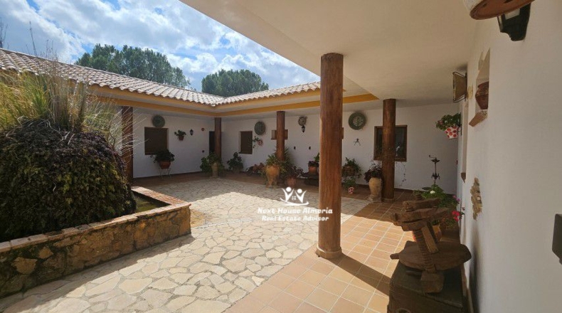 Jaén - Pozo Alcón - 7980m2