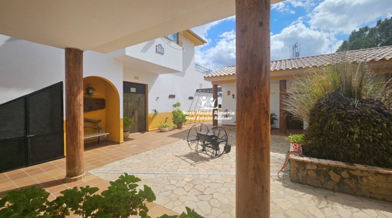 Jaén - Pozo Alcón - 7980m2
