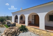 Casa de camp amb terreny en venda a Oria ref.: TR234488 foto