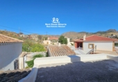 Casa de camp amb terreny en venda a Oria ref.: TR338259 foto