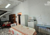 Дом с участком на продажу в городе Fines. Фото