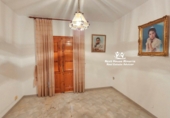 Дом с участком на продажу в городе Oria. Фото