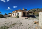 Casa de campo con terreno en venta en Lorca ref: TR352589 foto