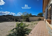 Casa de campo con terreno en venta en Lorca ref: TR352589 foto