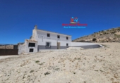 Country house with land for sale in Vélez-Blanco ref: TR187062 photo