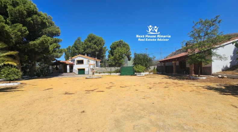 Almería - Пурчена - 61079m2