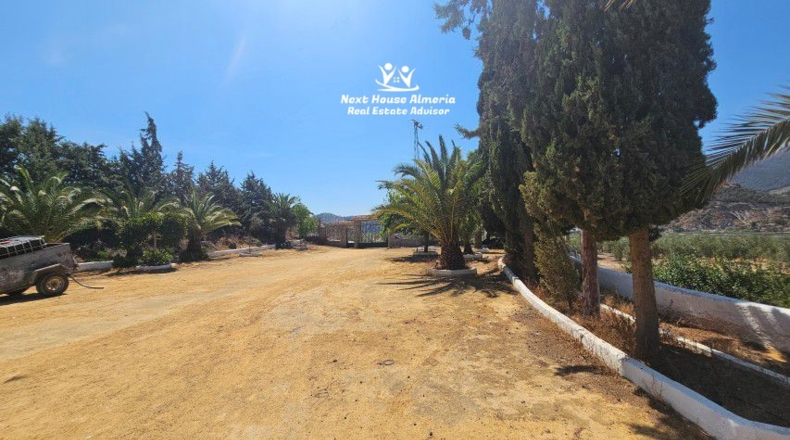 Almería - Пурчена - 61079m2